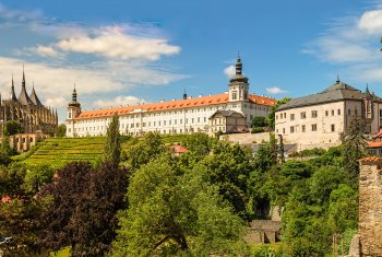 Kutna Hora Tour - Bone Church Tour - Prague Tours